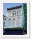 11050013 * Wonderfully painted buildings in Little India, Singapore. * 1680 x 2240 * (612KB)
